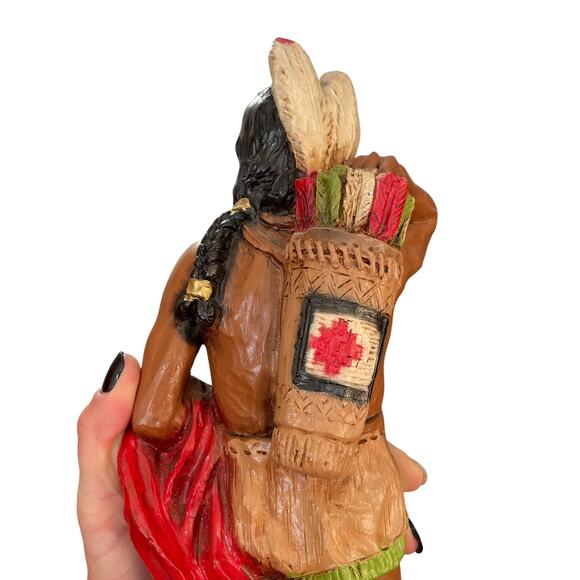 Vintage Native American Warrior Statue 1976 Universal Statuary Indian Figure - Picture 12 of 13